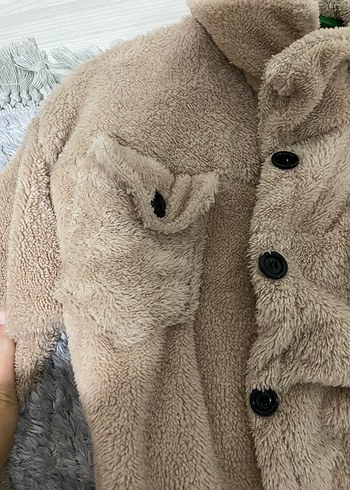 36 Beden camel Renk Düğmeli Bej Peluş Midi Ceket