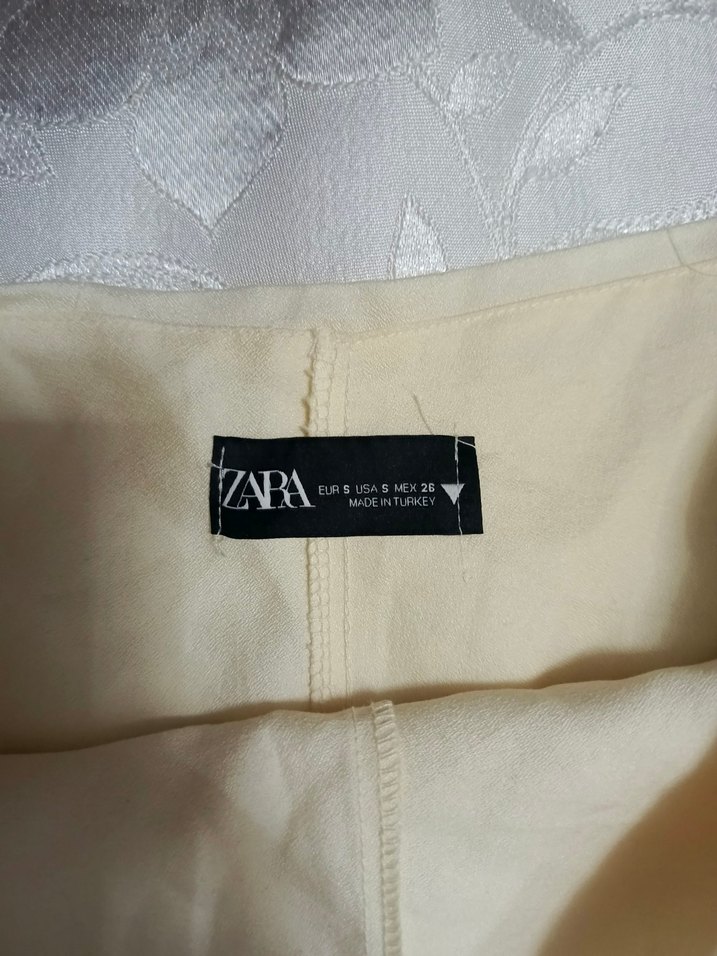 zara şort etek arkasıda etek şeklinde içi şort - Görsel 4