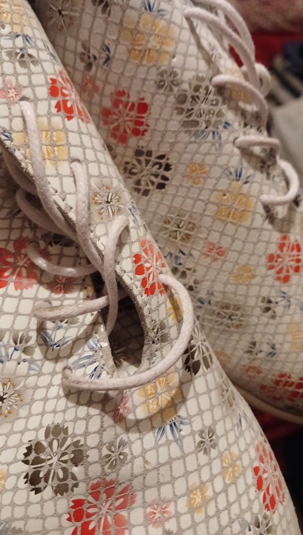 Beyaz Yılan Desenli  Kadın Spor Ayakkabı - Görsel 4