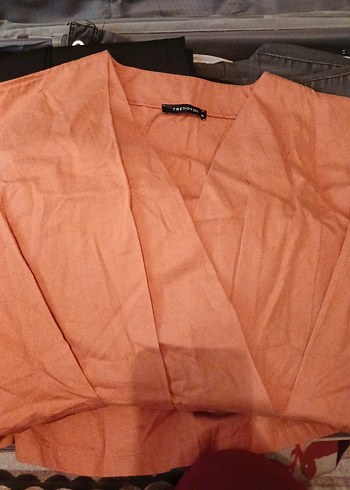 Kiremit rengi kumas V Yaka elbise - Görsel 4