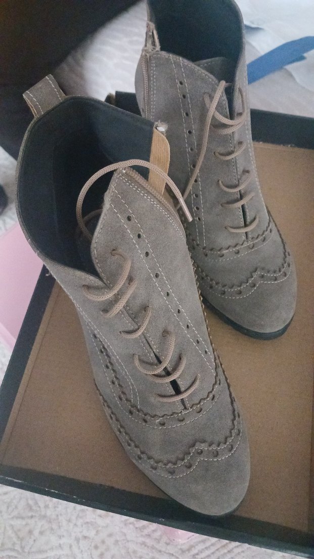 Süet bayan bot - Görsel 2