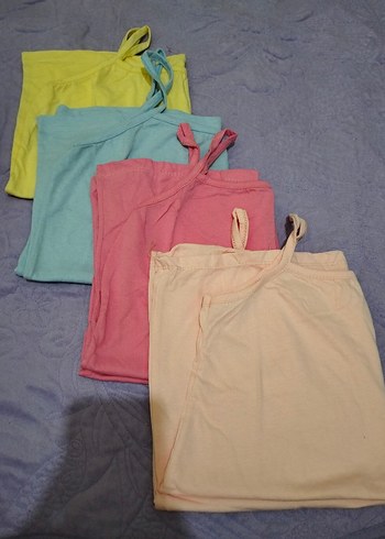 Askılı Kadın Atlet - Görsel 5