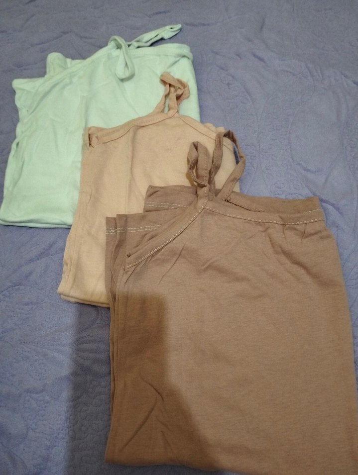 Askılı Kadın Atlet - Görsel 2