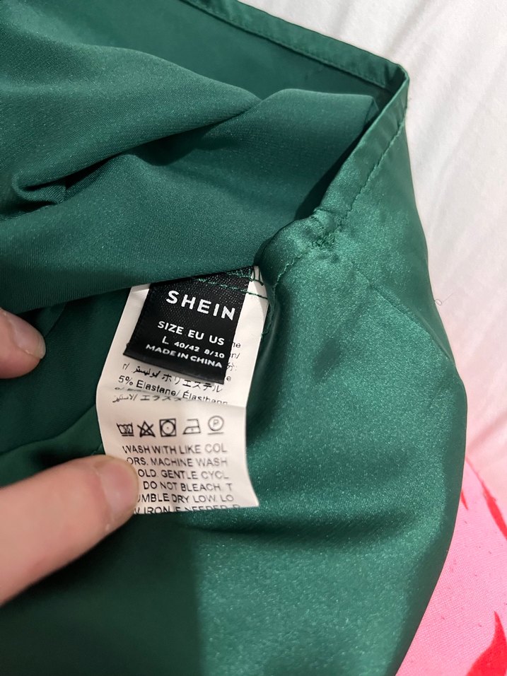 Drapeli Yüksek Yaka Yeşil Kadın Bluz - Görsel 4