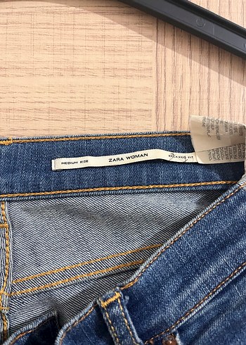 Kadın Mavi Denim Salaş Midi Kot Pantolon - Görsel 2