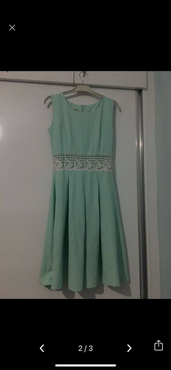 Dantel Detaylı Yeşil Midi Elbise - Görsel 2