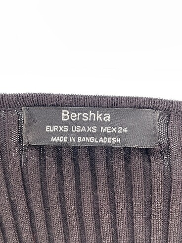 xs Beden siyah Renk Bershka Kısa Elbise %70 İndirimli.