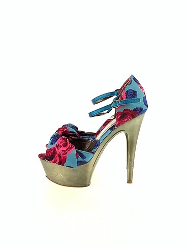 Carvela Platform %70 İndirimli.