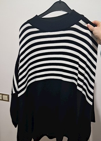 Siyah Beyaz Çizgili Salaş Kadın Kazak - Görsel 2