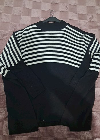 Siyah Beyaz Çizgili Salaş Kadın Kazak - Görsel 3