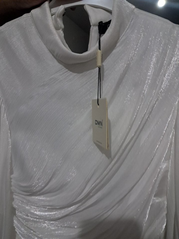 Drapeli Beyaz Uzun Keten Elbise - Görsel 2