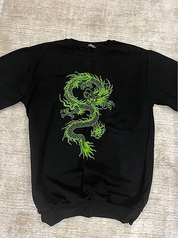 Ejderha desenli sweatshirt