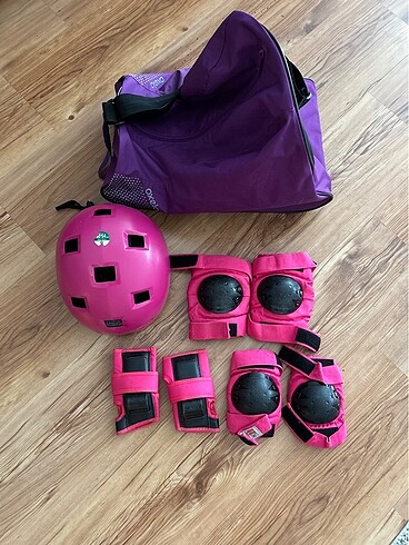 8 Yaş Beden pembe Renk Decathlon kask koruma