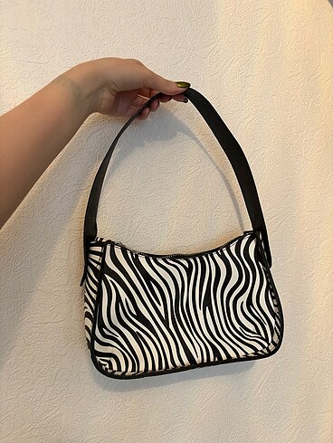 Zebra desenli çanta