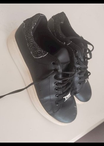 Siyah Bağcıklı Kadın Spor Ayakkabı - Görsel 2