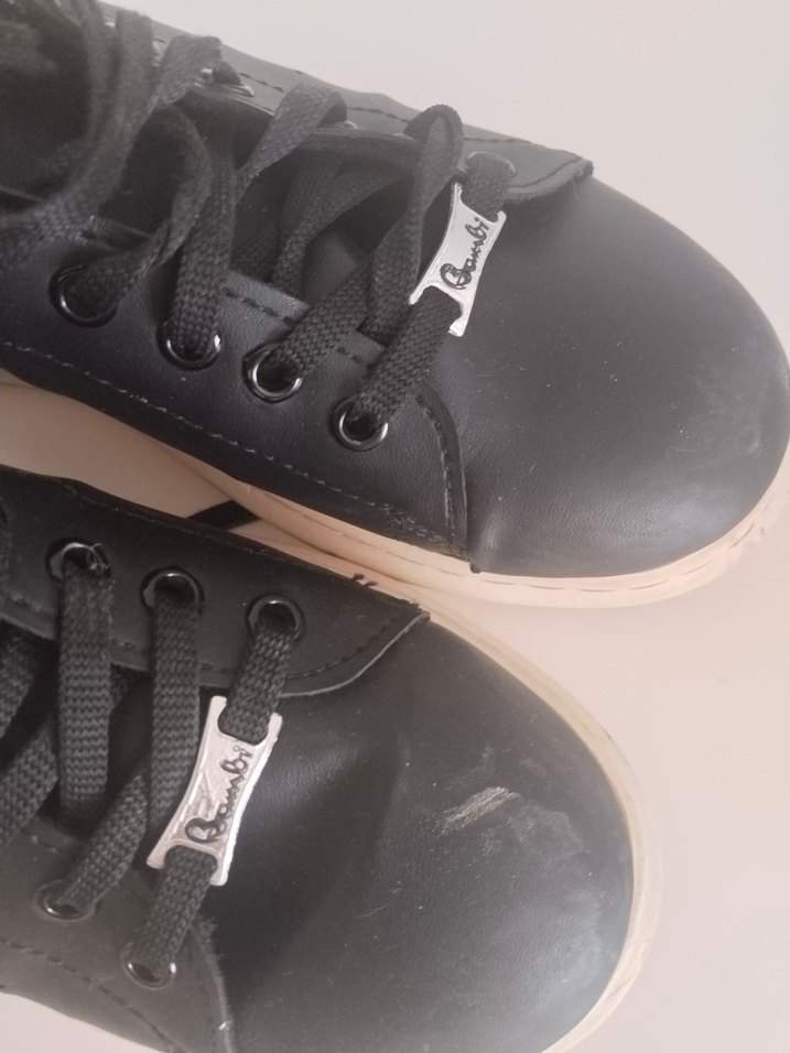 Siyah Bağcıklı Kadın Spor Ayakkabı - Görsel 3