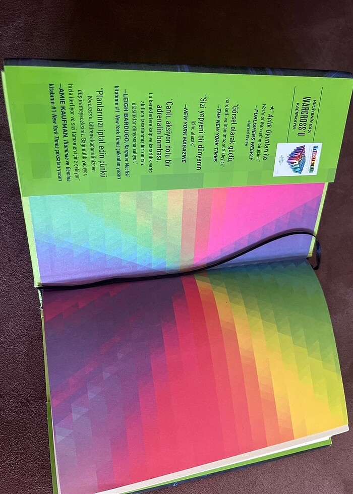 Marie Lu-Wildcard kitap - Görsel 3