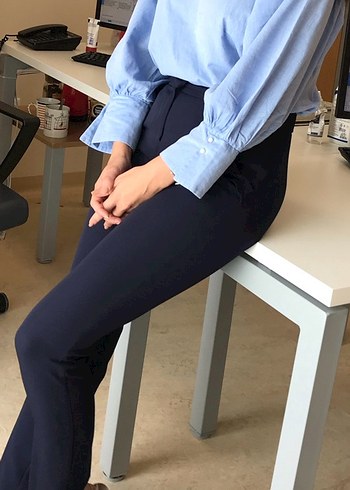 İnci Detaylı Mavi Keten Gömlek - Görsel 7