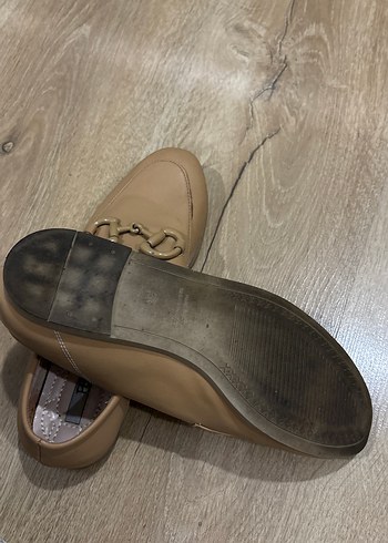 36 Beden Kız Bej Tokalı Loafer Ayakkabı