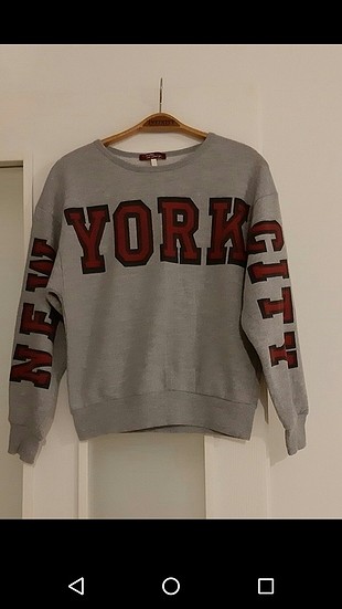 bershka marka sweat