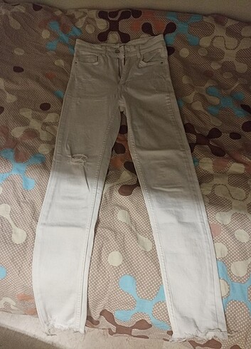 Stradivarius beyaz kot