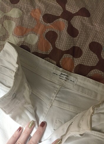 s Beden Stradivarius beyaz kot