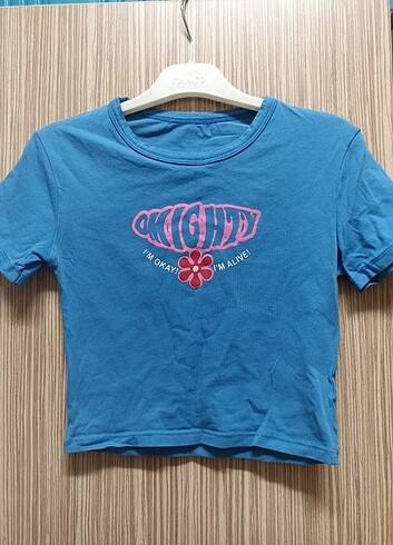 Mavi Snbeden Crop