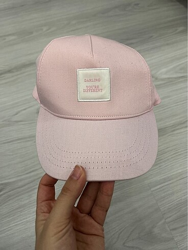 Pembe şapka