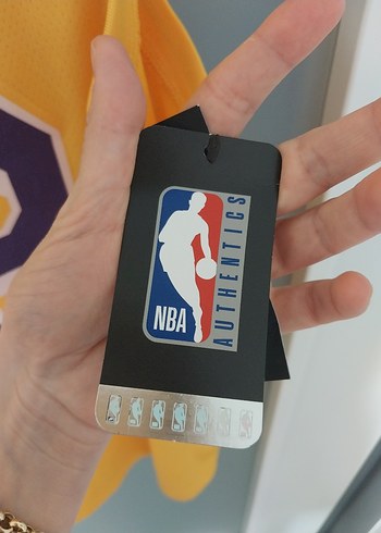 l Beden Sarı Lakers 23 Baskılı Erkek Atlet