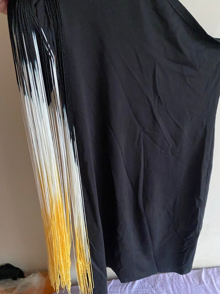 Tek Omuzlu Püsküllü Siyah Uzun Elbise - Görsel 3