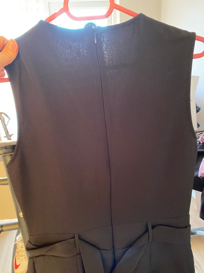 Siyah V Yaka Kemerli Kadın Tulum - Görsel 5