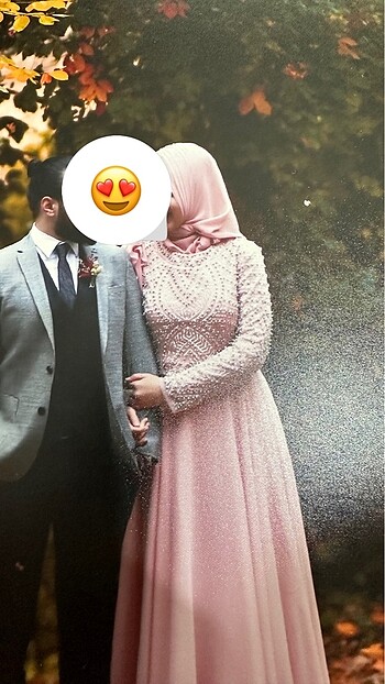 Nişan elbisesi