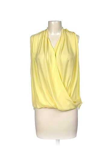 Twist Bluz %70 İndirimli.