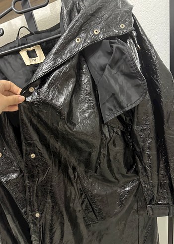 Sokak Stili Siyah Deri Midi Yağmurluk - Görsel 6