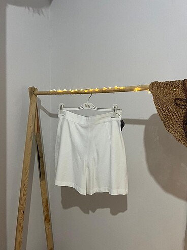 Bershka BERSHKA BEYAZ ŞORT ETEK