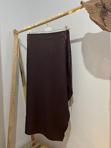 ZARA SATEN YIRTMAÇLI ETEK