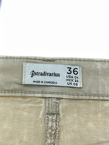 36 Beden çeşitli Renk Stradivarius Jean / Kot %70 İndirimli.