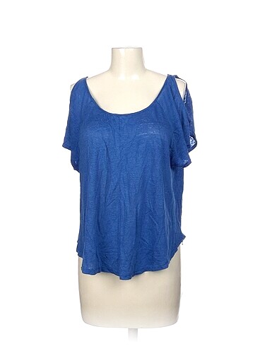 oxxo T-shirt %70 İndirimli.