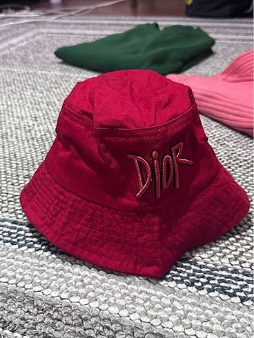 Diğer Dior bucket şapka