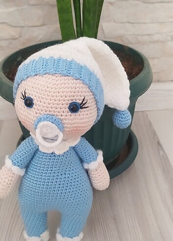 Emzikli bebek
