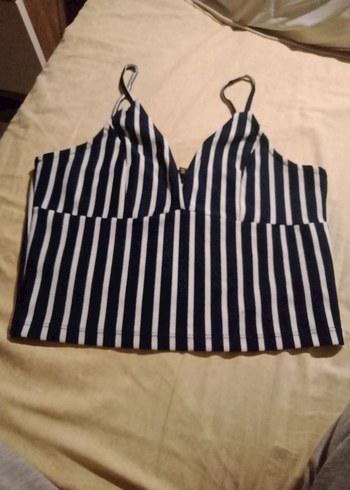 V Yaka Çizgili Mavi Mini Crop Top