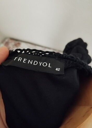 Trendyol & Milla Önü tül detaylı elbise