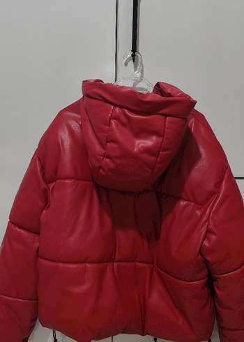 Bershka Deri şişme mont - Görsel 5