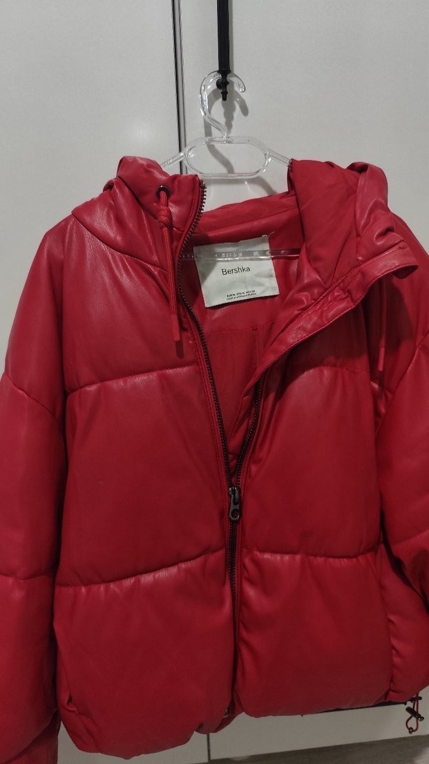 Bershka Deri şişme mont - Görsel 4