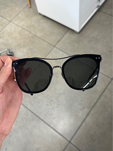 Beden siyah Renk BOTTEGA VENATA GÜNEŞ GÖZLÜĞÜ