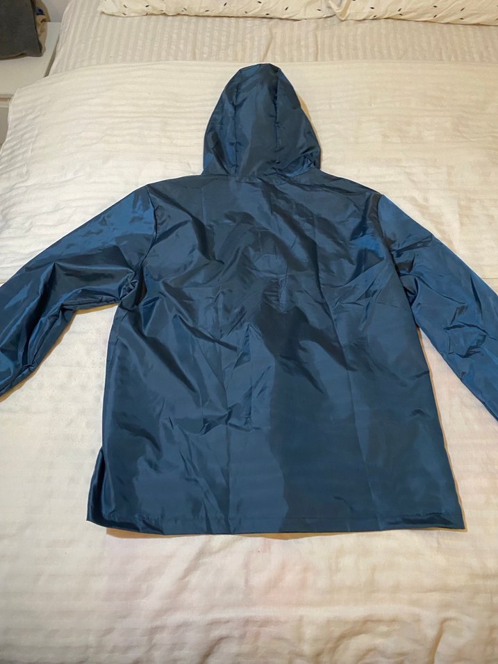 Under Armour yağmurluk - Görsel 4