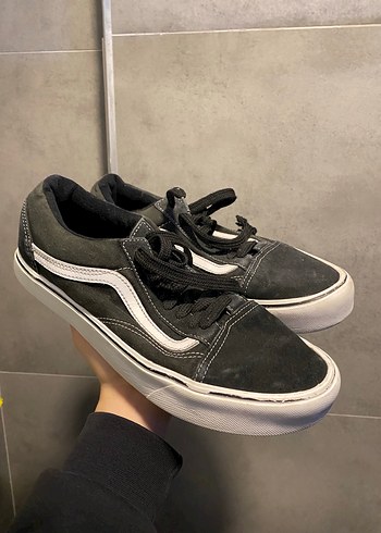 Vans 42.5