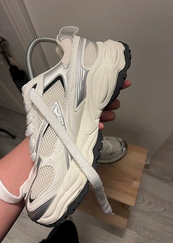 Bershka spor ayakkabı - Görsel 5