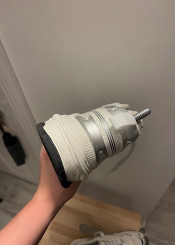 Bershka spor ayakkabı - Görsel 9