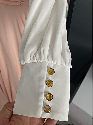 Uzun pembe kemer detaylı abiye - Görsel 4